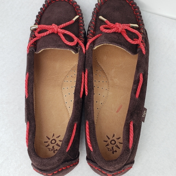 Dije Womens Brown Suede Slip On Mocassins With Red Accents Sz 10 EUC - Picture 5 of 9